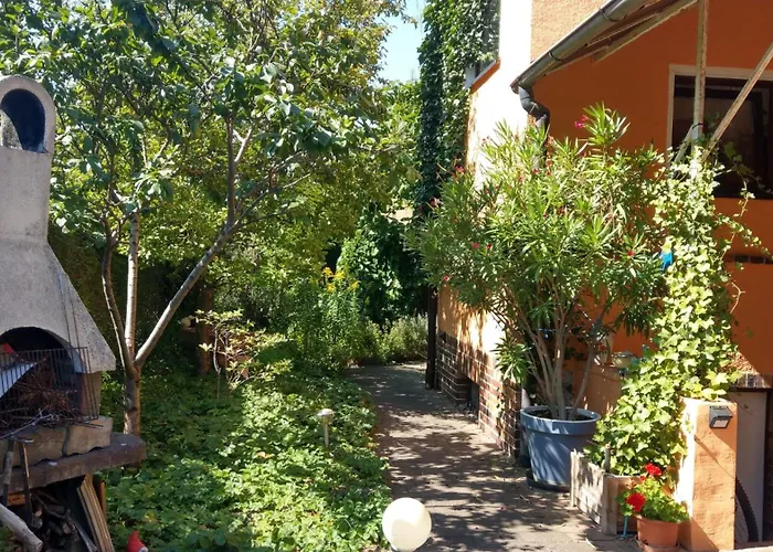 Ferienwohnung Luise, Gemuetlich, Freundlich Und Ganz Nah An Berlin